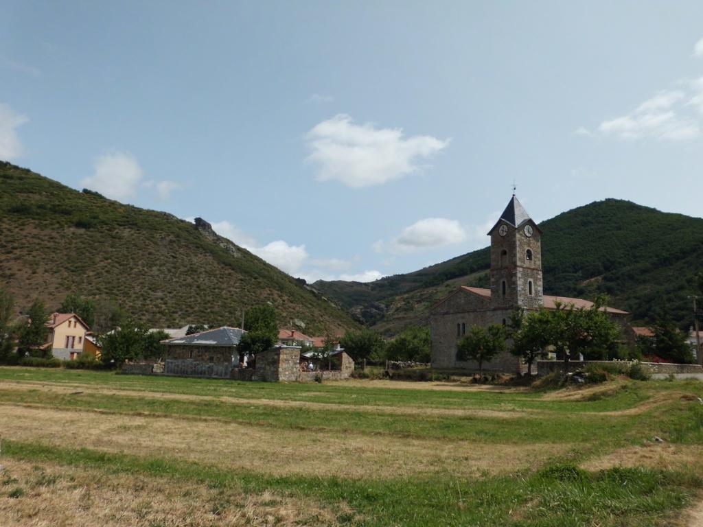 Casa Rural La Altanera Barniedo de la Reina Екстериор снимка
