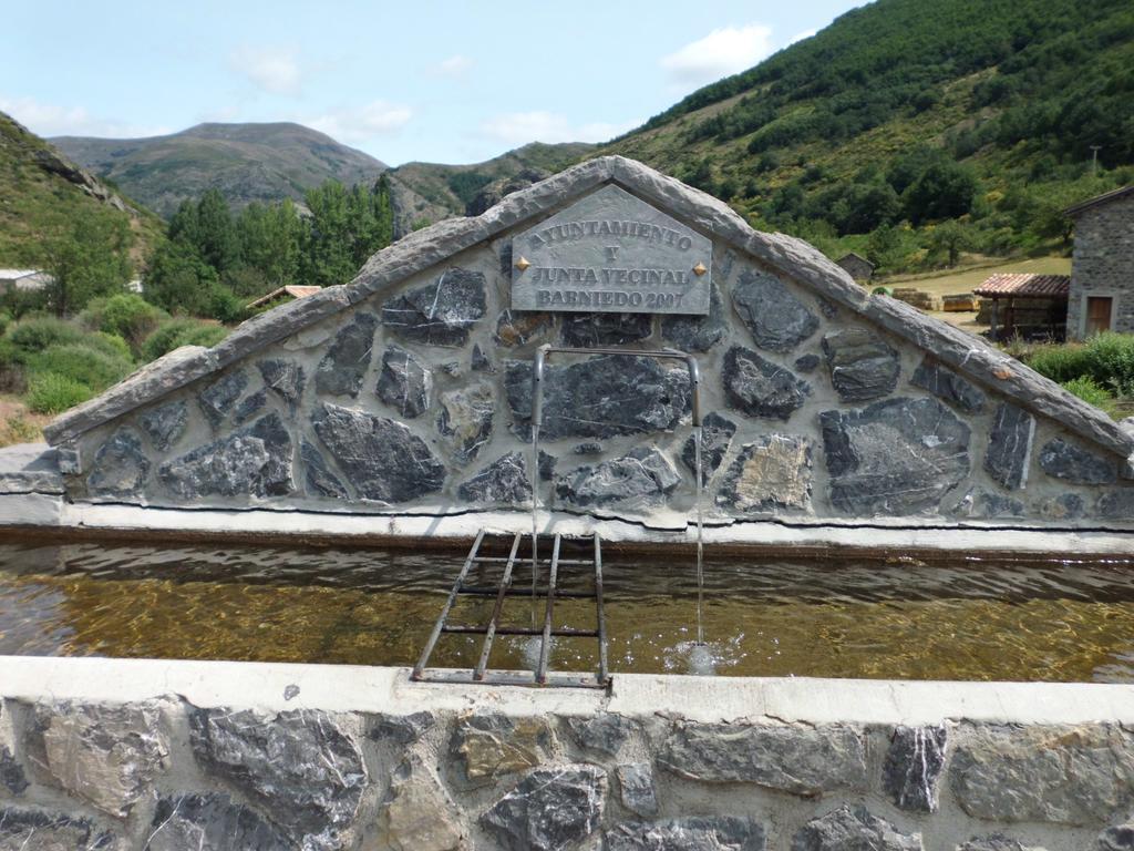 Casa Rural La Altanera Barniedo de la Reina Екстериор снимка